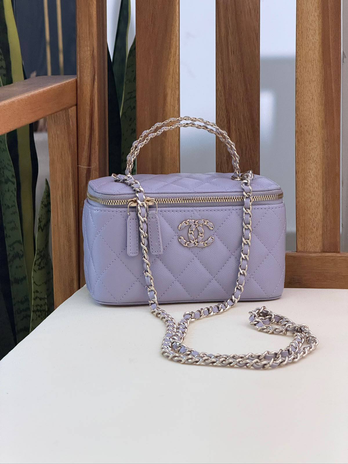 CHANEL 
Super Master Quality ⚡️
Original Packing 🎁
Size 17Cm📏
For Price 👇 WhatsApp✅
0568585901 
0507557372
0552275751 Owner Zain 👌

Zain321
♥️♥️♥️