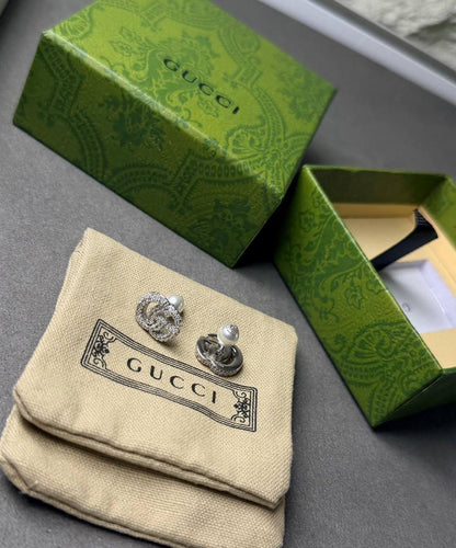 Gucci
85 dhs❤️ normal box

Zain209
♥️♥️♥️