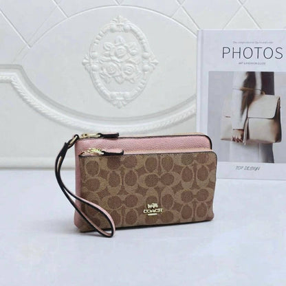 Coach
Small hand bag
50 dhs✅

Zain136
♥️♥️♥️
