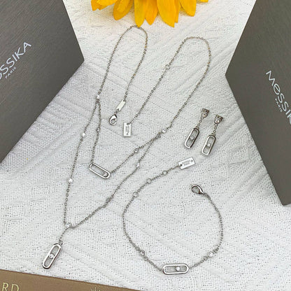 MESSIKA SET 
MASTER✨💫
NECKLACE 
BRACELET 
EARRINGS
WITH BOX AND PAPER BAG🎁🛍️
115 DHS✅

Zain89
♥️♥️♥️