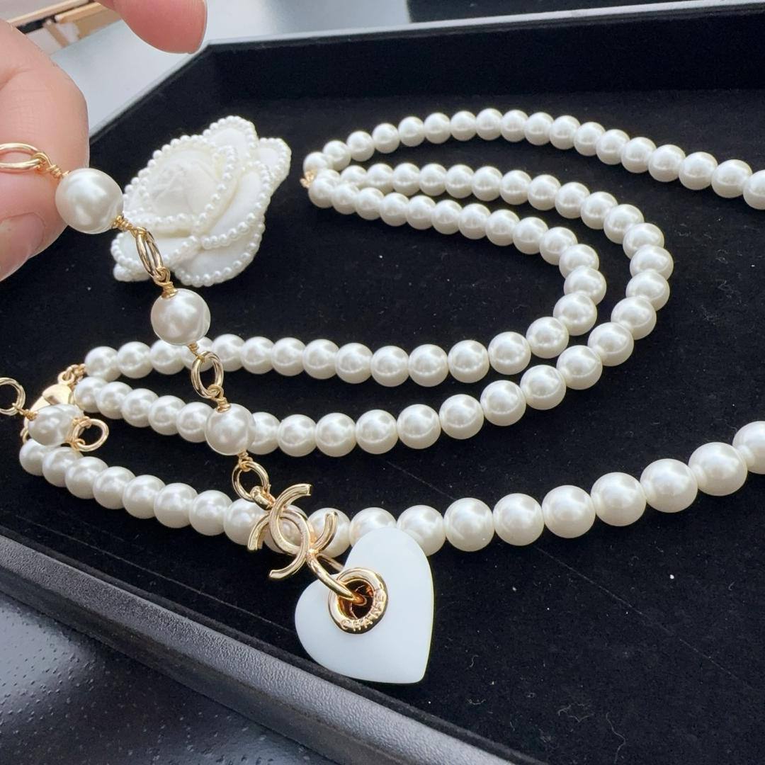 Chanel

master quality

380 dhs🇦🇪🇦🇪

Zain164
♥️♥️♥️