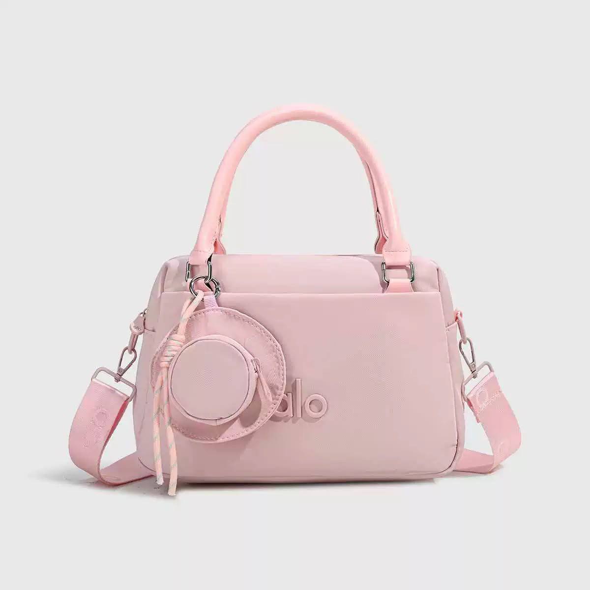 Alo 
80 dhs🇦🇪🇦🇪
Size 29×19×10cm

Zain42
♥️♥️♥️
