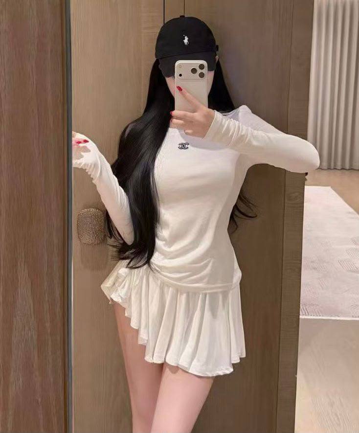 AVAILABLE 🤩 
300 dhs💓

Zain262
♥️♥️♥️