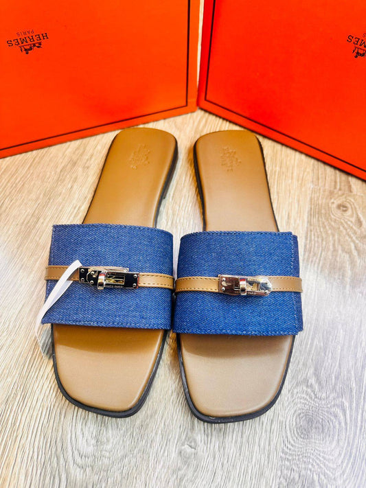 Hermes
Size 36-42 
100 dhs💓

Zain132
♥️♥️♥️