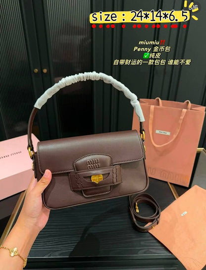 Miu Miu
with box
90 dhs✅

Zain38
♥️♥️♥️