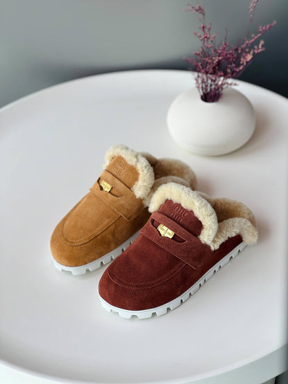 Miu Miu
36-41
_Super master high quality_🪡
480 dhs🇦🇪🇦🇪🇦🇪

Zain176
♥️♥️♥️