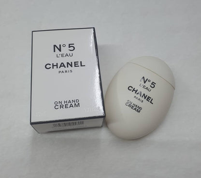 Chanel
25 dhs✅

Zain64
♥️♥️♥️