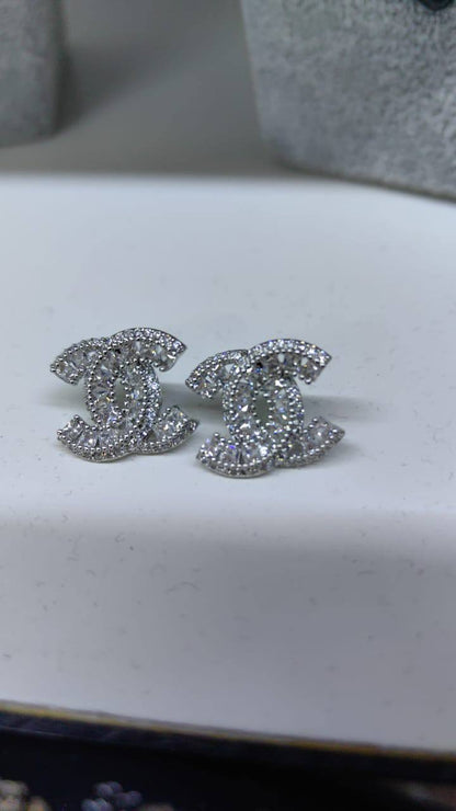 Chanel earring

60 dhs

Zain89
♥️♥️♥️
