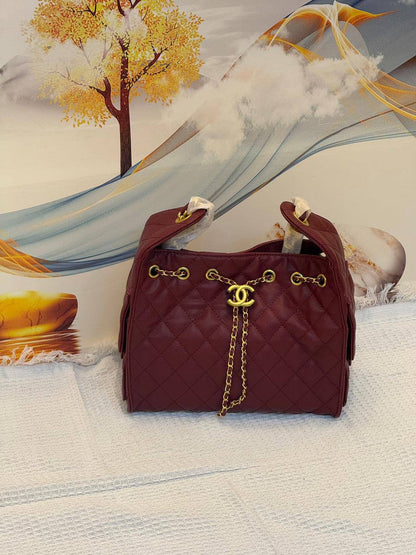 CHANEL
Best quality 
120 dhs✅
size 26Cm

Zain290
♥️♥️♥️