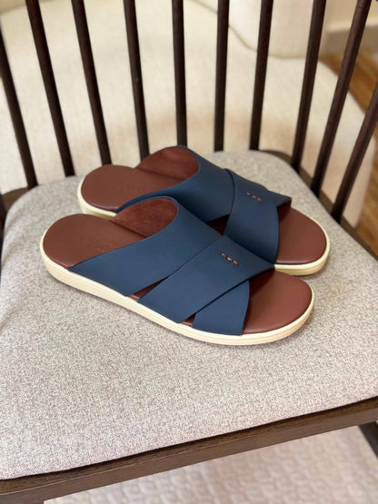 LORO PIANA 
*Vip quality*
*size: 40 to 46*
450 dhs🇦🇪🇦🇪

Zain185
♥️♥️♥️