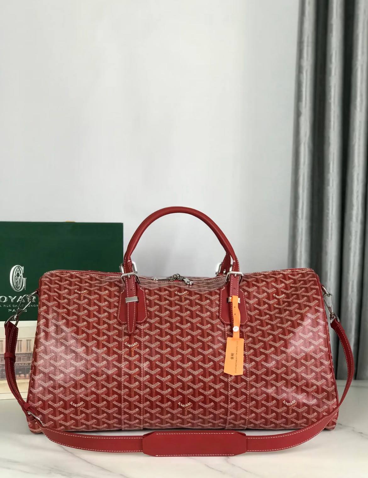 Goyard
95 dhs✅
Size：54cm
Good-quality 

Zain35
♥️♥️♥️