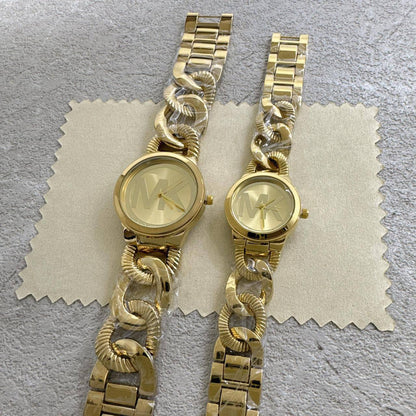 Update Watches
40 dhs✅
Couples 70 dhs✅

Zain45
♥️♥️♥️