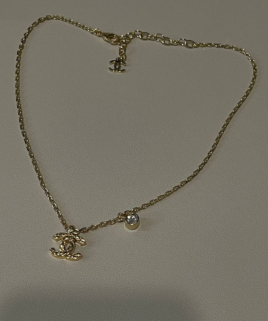 CHANEL ❤️‍🔥*
Necklace 💥
Master quality 💯
With normal boxes 🗃️ 
45 dhs✅
With master box 📦 
70 dhs✅

Zain216
♥️♥️♥️