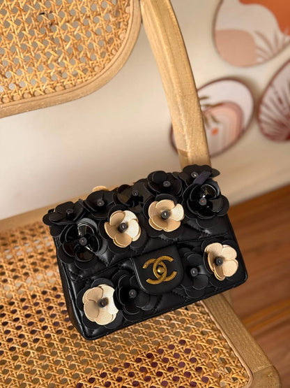 New Collection✨✨✨
CHANEL
20cm
340 dhs🇦🇪🇦🇪
*MASTER QUALITY*
With box🎁

Zain167
♥️♥️♥️