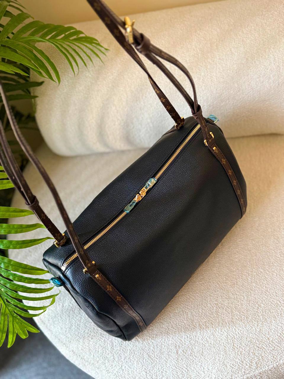 CHANEL
LV
       🌿 😻 24 Cm😍 🍃
For Price 👇 WhatsApp✅
0568585901 
0507557372
0552275751 Owner Zain 👌

Zain246
♥️♥️♥️