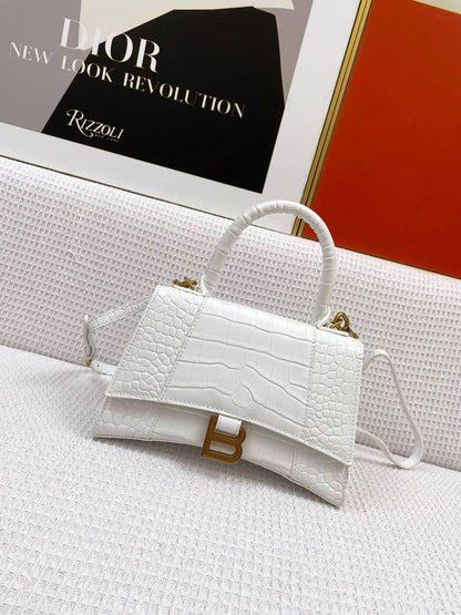 Balenciaga - 
Master 💓💓💓
For Price 👇 WTSP Text Zain 0568585901
0507557372
0544061607

Zain111
♥️♥️♥️