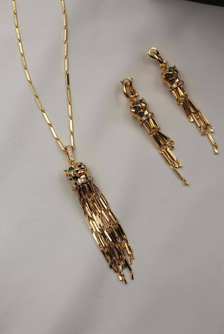 Cartier ❤️
PANTHÈRE DE CARTIER  
Necklace & earring 
💎💎💎💎💎
↗️ *# Master Quality ®️*
*340 dhs🌺* with *Good* Box
*375 dhs🌺* with *Orignal* Box

Zain106
♥️♥️♥️