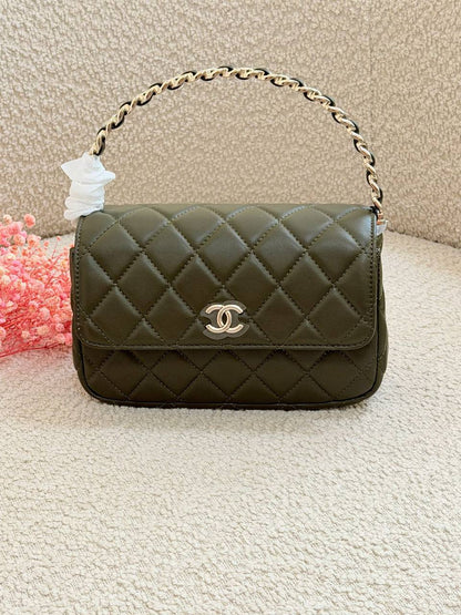 Chanel
Master
270 dhs✅

Zain134
♥️♥️♥️