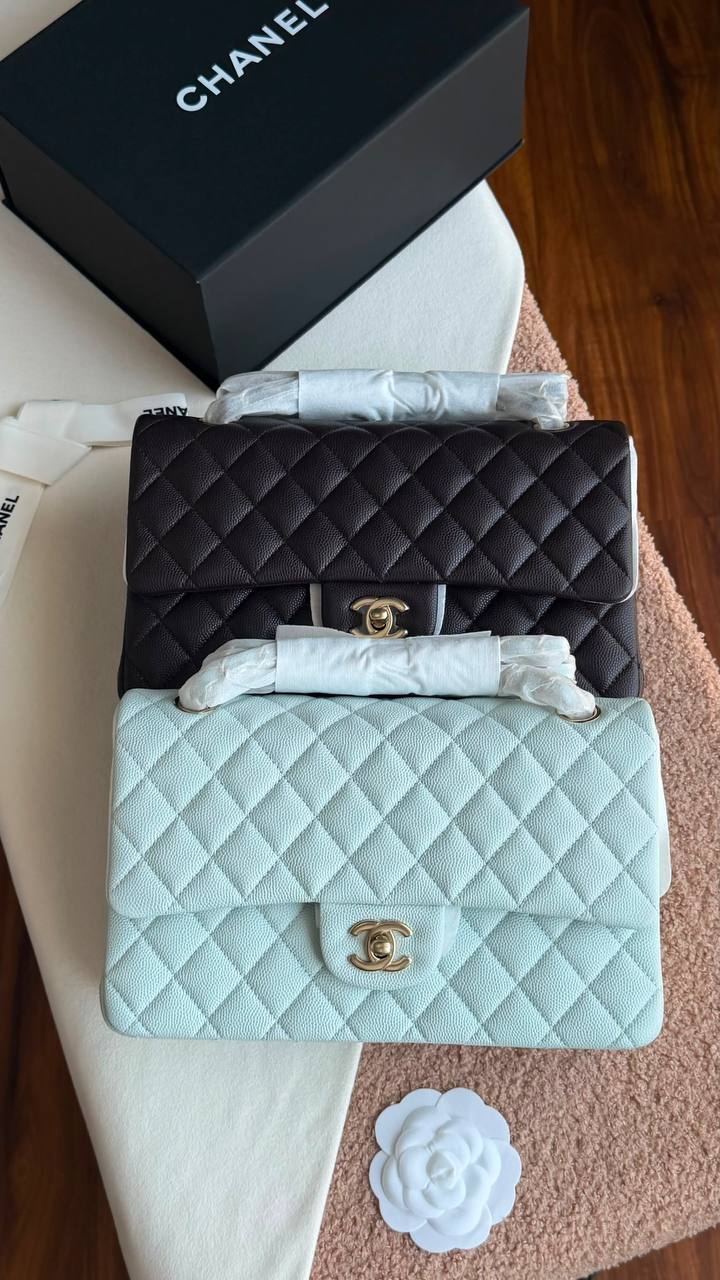 NEW 
CHANEL Classic
*SiZe 25 CM*
*✨VIP QUALITY✨*
*with complete packing*🎁
For Price 👇 WhatsApp✅
0568585901 
0507557372
0552275751 Owner Zain 👌

Zain280
♥️♥️♥️