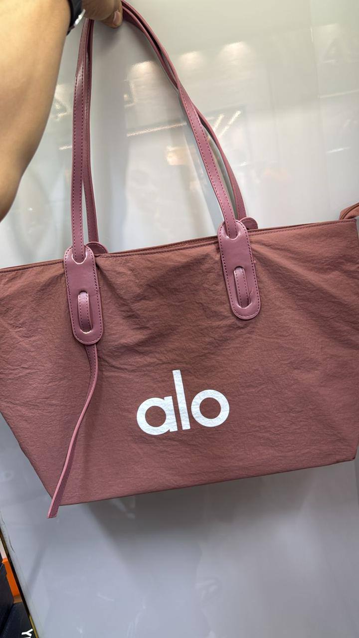 Alo
New
55 dhs🪙🌨️

Zain40
♥️♥️♥️