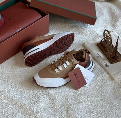 New. Men Loro piana shoes 

   Size  .  41  to 46

150 dhs🪙🌨️

Zain80
♥️♥️♥️