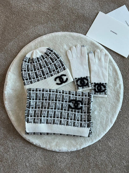 *BRAND- CHANEL ❗*
*❗3pcs set❗*
*SUPER MASTER QUALITY ❗*
*WITH PAPERBAG❗*
For Price 👇 WTSP Text Zain 0568585901

Zain267
♥️♥️♥️