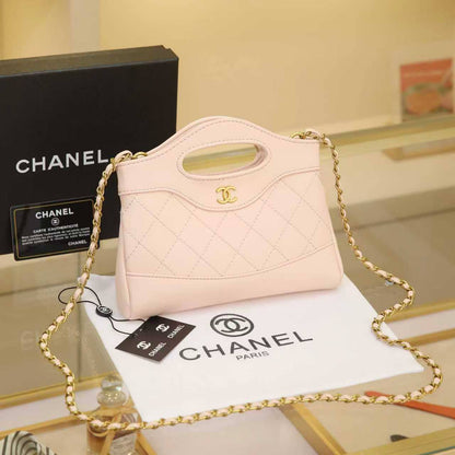 Chanel
90 dhs✅
with box 📦 
Good quality 

Zain253
♥️♥️♥️