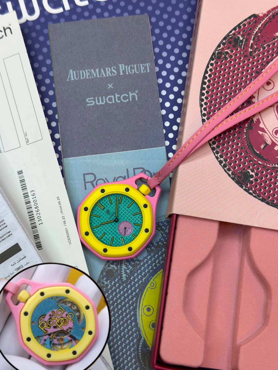 Swatch Royal pop good quality with box and papper bag and guarante card cataluck 
120 dhs🇦🇪🇦🇪

Zain59
♥️♥️♥️