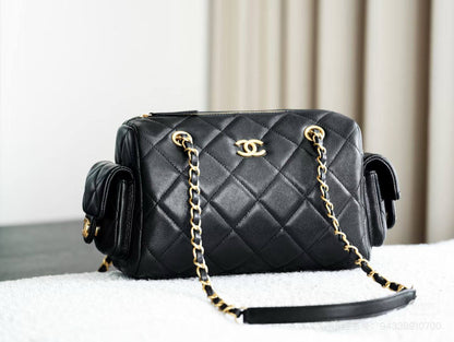 Loewe - Chanel
Master Bags +++
For Price 👇 WTSP Text Zain 0568585901

Zain142
♥️♥️♥️