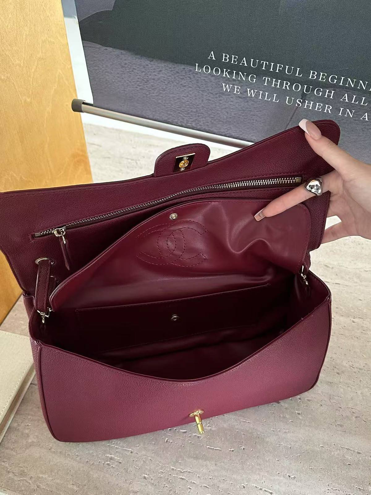 Chanel

120 dhs

33 cm

Zain143
♥️♥️♥️