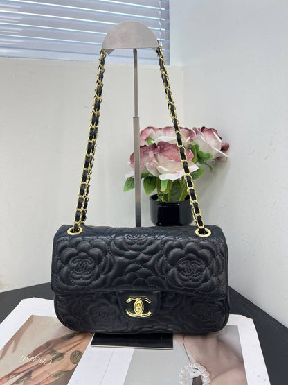 Chanel 
75 dhs✅

Zain232
♥️♥️♥️