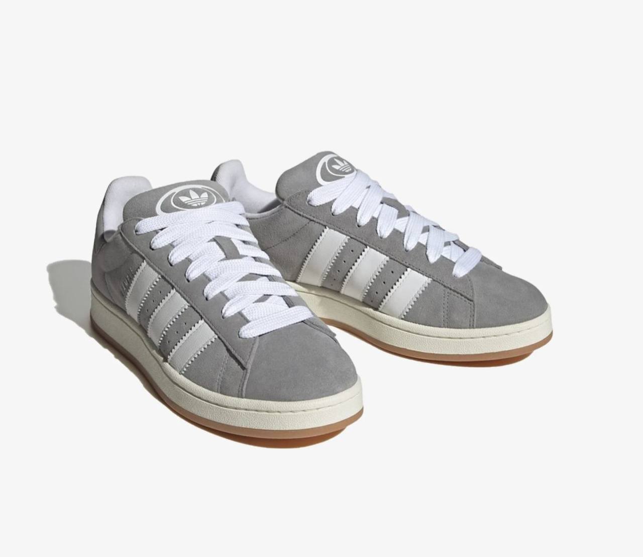 Adidas
Size 36 to 45 
110 dhs✅

Zain183
♥️♥️♥️