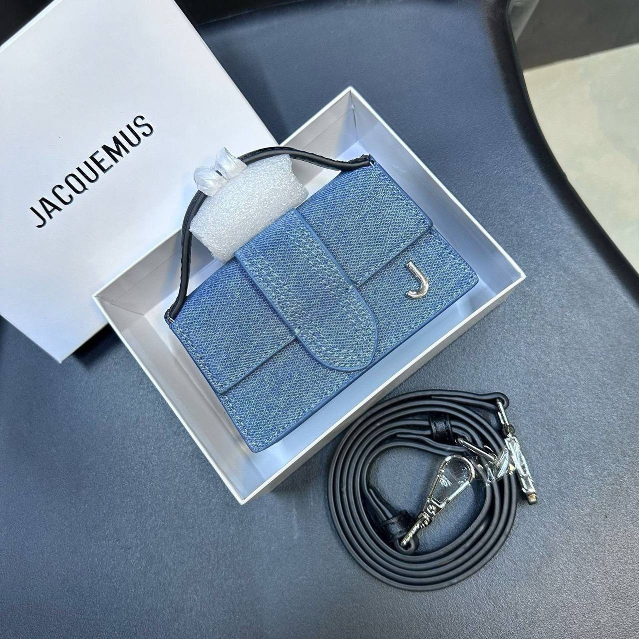 JACQUEMUS
 HIGH QUALITY 
MINI SIZE  

WITH BOX 
🎁🎁🎁

100 dhs✅

Zain295
♥️♥️♥️