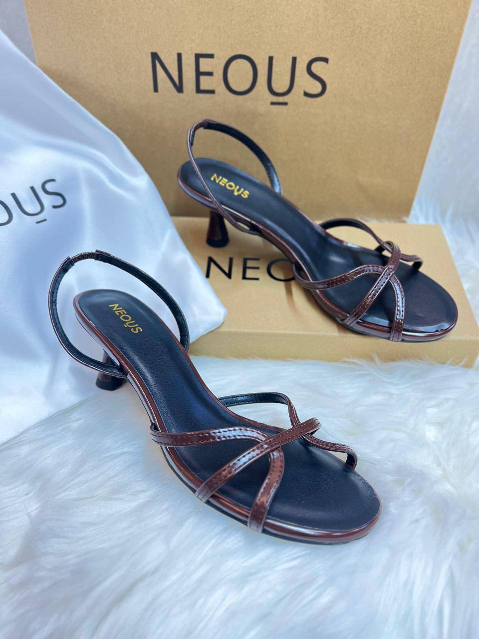 NEOUS👡

150 dhs🇦🇪🇦🇪

Zain88
♥️♥️♥️