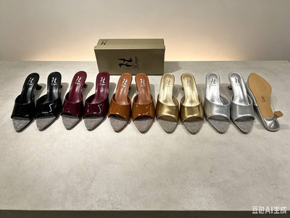 Gina
75 dhs🇦🇪🇦🇪
size 36 to 41

Zain161
♥️♥️♥️
