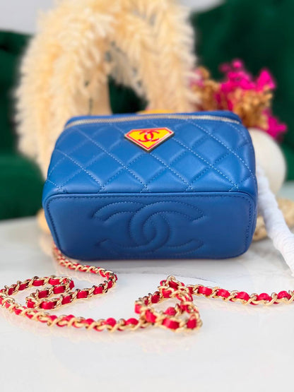 Chanel 
Available original box 📦 
With full packing 🎀🎀
Super high quality 💥💥
For Price 👇 WhatsApp✅
0568585901 
0507557372
0552275751 Owner Zain 👌

Zain283
♥️♥️♥️