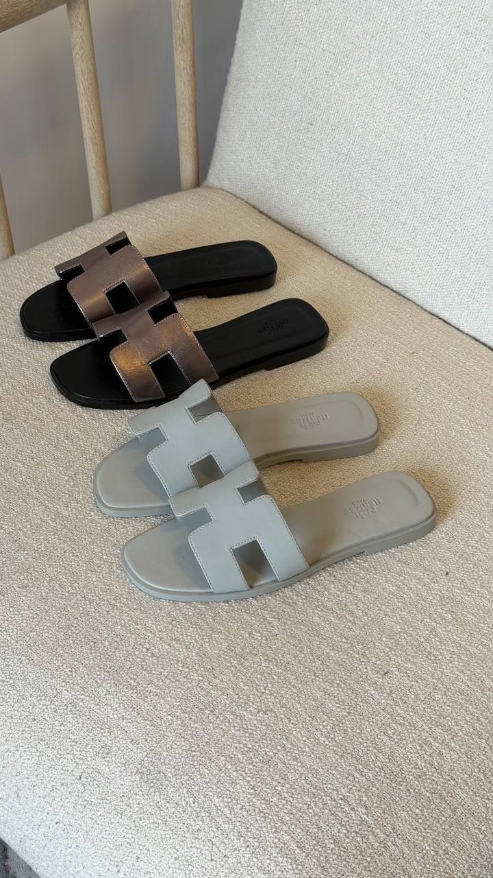 HERMES

QUALITY: SUPER MASTER 

SIZE:36 TO 42
430 dhs🇦🇪🇦🇪

Zain319
♥️♥️♥️