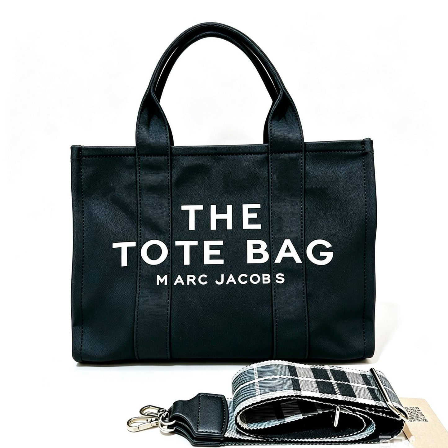 MARC JACOBS 
THE TOTE BAG 
GOOD QUALITY
90 dhs✅

Zain295
♥️♥️♥️
