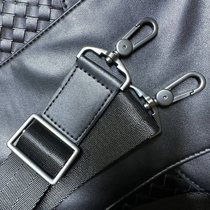 BOTTEGA 
TRAVELLING BAG 
COPY ONE
 45CM 
UNISEX 
220 dhs✅

Zain39
♥️♥️♥️