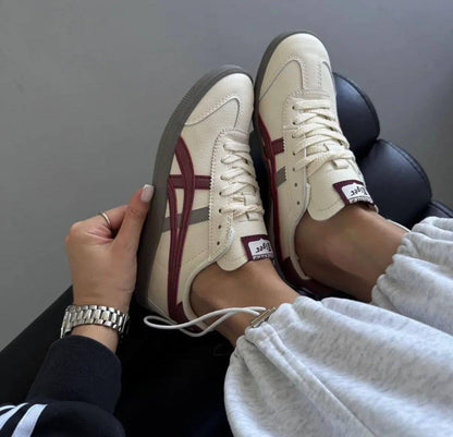 Asics Tokuten, 
size 36 to 45, 
180 dhs🪙🌨️

Zain196
♥️♥️♥️