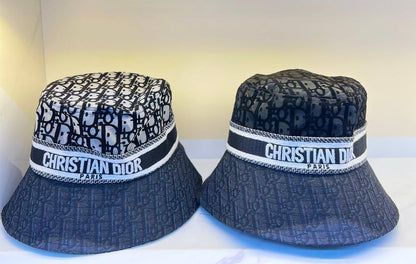 BUCKET HAT 

FREE SIZE 
70 dhs🇦🇪🇦🇪🇦🇪

Zain88
♥️♥️♥️