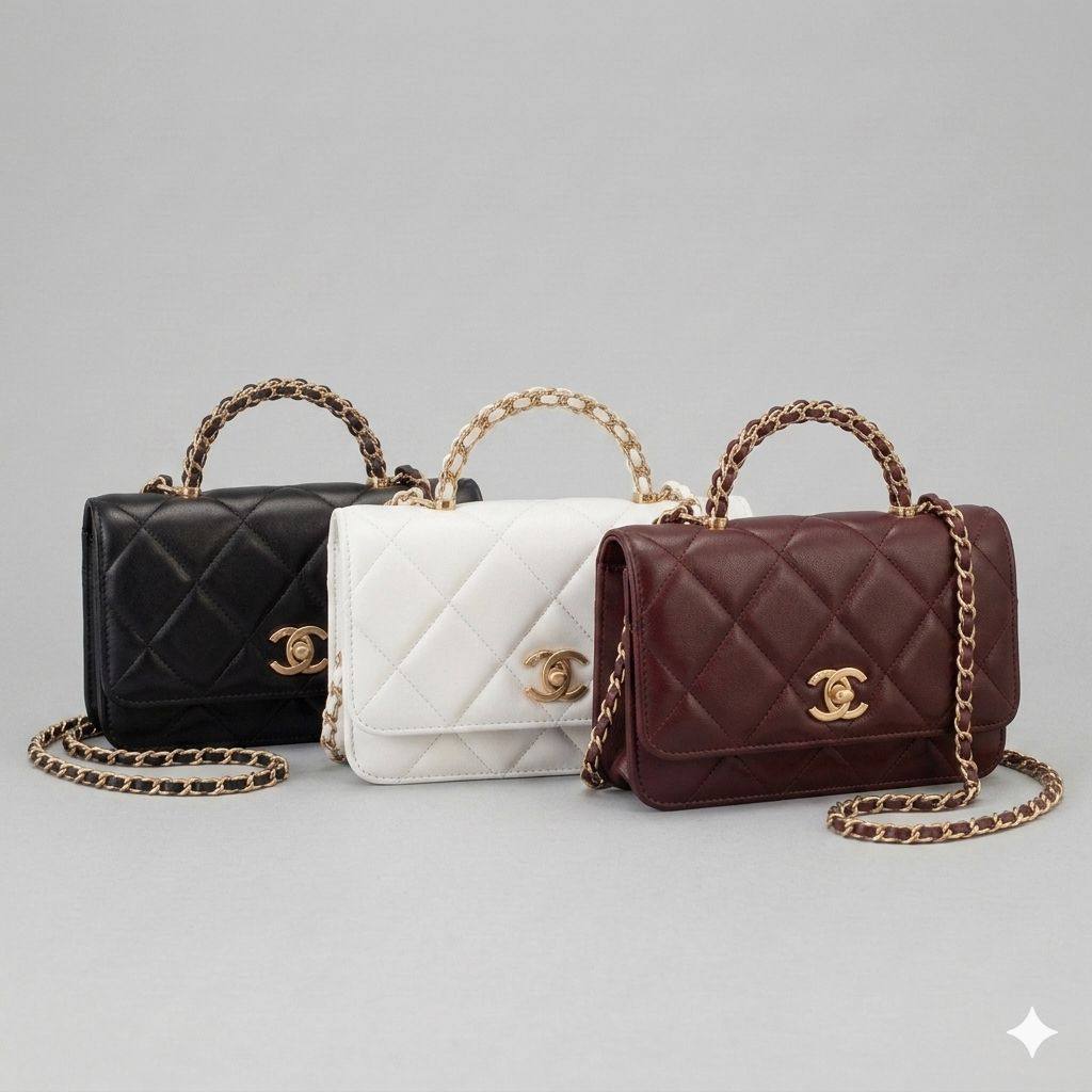 CHANEL Top Handle
Gold Hardware
With Long Chain belt strap
With BOX
🎁🎁🎁

Size: 18 cm

110 dhs✅

Zain239
♥️♥️♥️