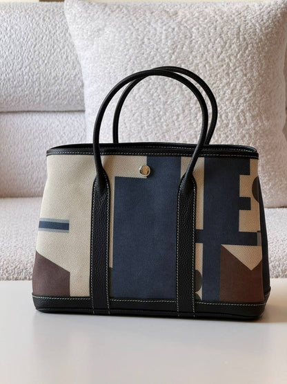 Hermes
garden party 30cm💥Master quality ✅with box📦 
460 dhs✅

Zain52
♥️♥️♥️