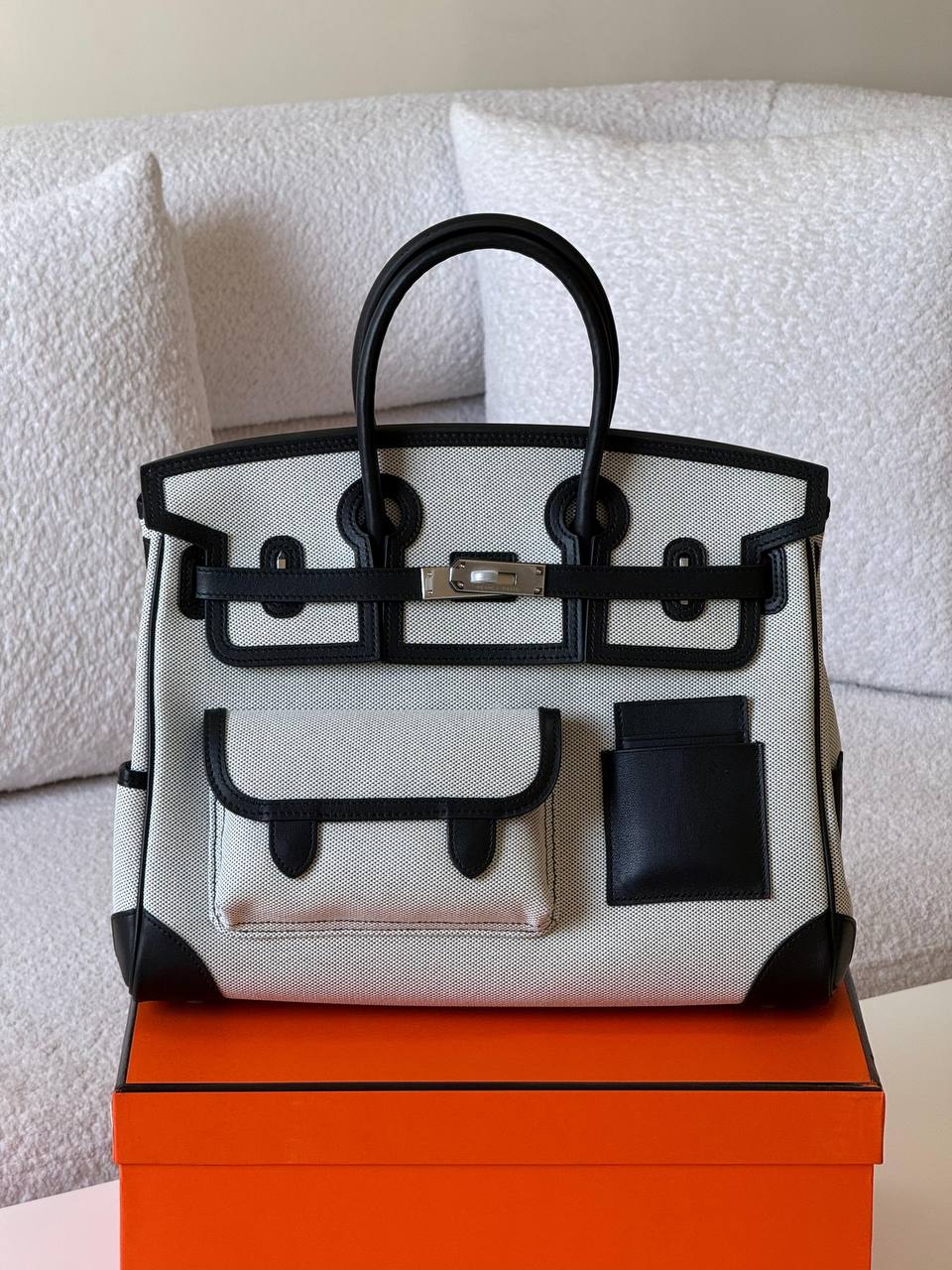 Hermes Birkin cargo 35cm💕master quality😍

with box❤️ 
🎁🎁🎁

1280 dhs🪙💚

Zain52
♥️♥️♥️