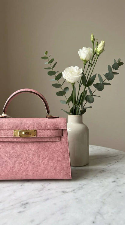 Available ❣️
Hermes Kelly Mini bag is crafted from Epsom leather💯🥀
Same original Quality 💯💯
For Price 👇 WhatsApp✅
0568585901 
0507557372
0552275751 Owner Zain 👌

Zain71
♥️♥️♥️