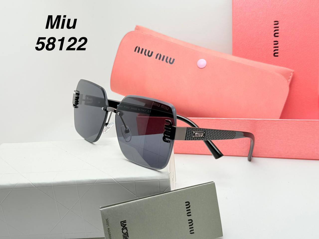 Miu Miu
70 dhs🌺

Zain126
♥️♥️♥️
