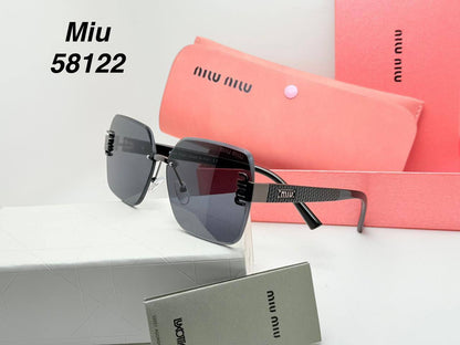 Miu Miu
70 dhs🌺

Zain126
♥️♥️♥️