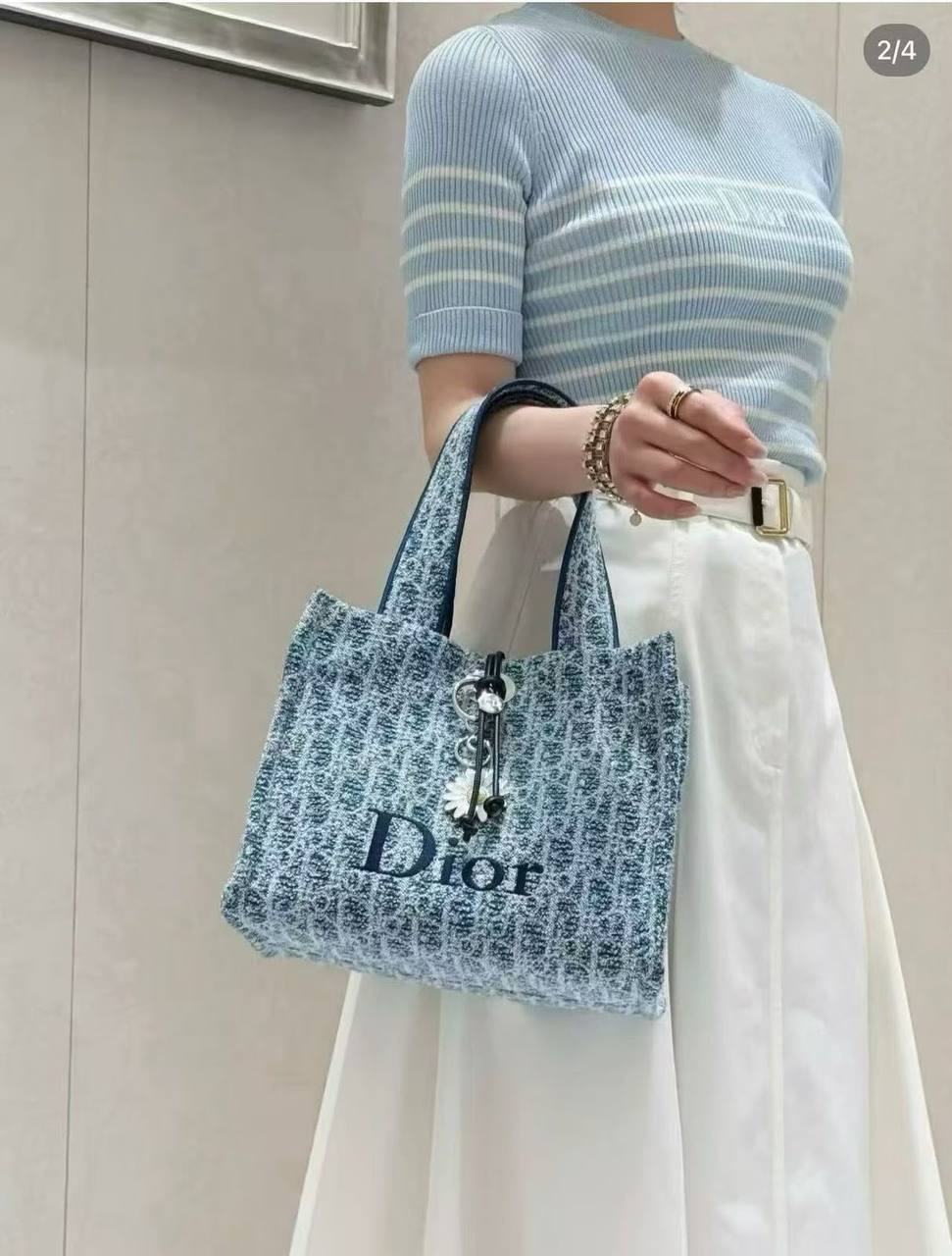 Dior 

310 dhs🇦🇪🇦🇪

Zain153
♥️♥️♥️