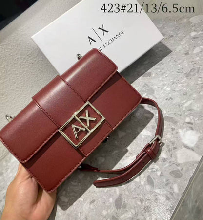 Armani Exchange
Good quality 💯
Size:21*cm
110 dhs🇦🇪🇦🇪🇦🇪

With box 📦🔥🔥

Zain70
♥️♥️♥️