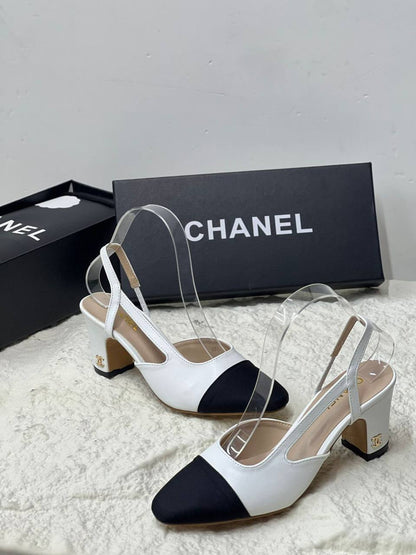 Chanel
💯high quality
Size 36-37-38-39-40-41

110 dhs✅

Zain86
♥️♥️♥️